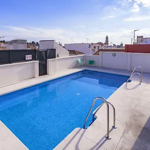 https://city-centre-rooftop-pool-parking.es-andalucia.com